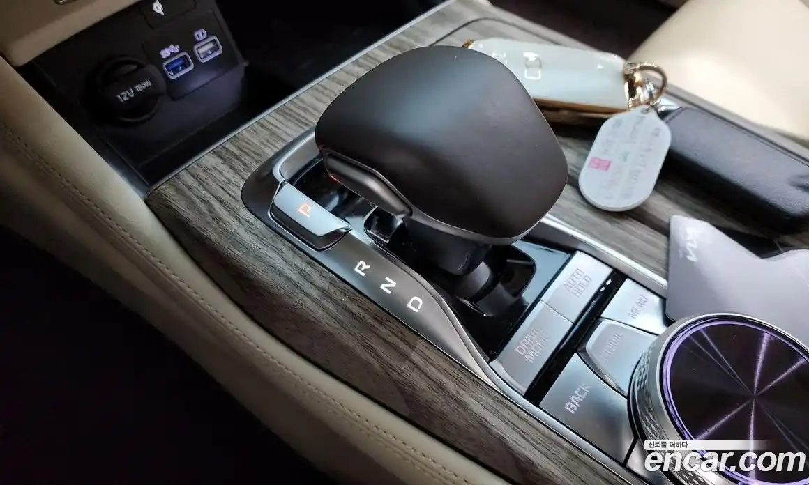 Kia K9 2023 3.8 Автомат в Москве № 929596, фото 9