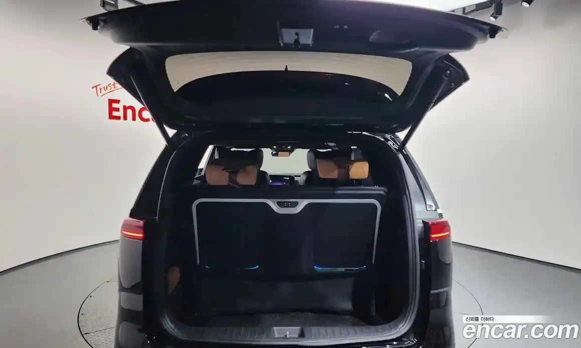 Kia Canival 2022 3.5 Автомат в Москве № 929619, фото 20