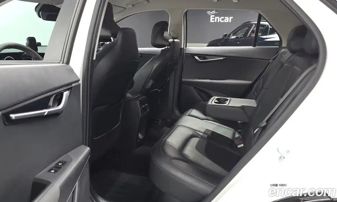 Kia Niro 2022 1.6 Автомат в Москве № 929629, фото 12