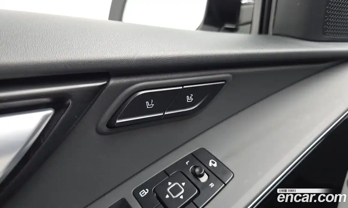 Kia Niro 2022 1.6 Автомат в Москве № 929629, фото 17