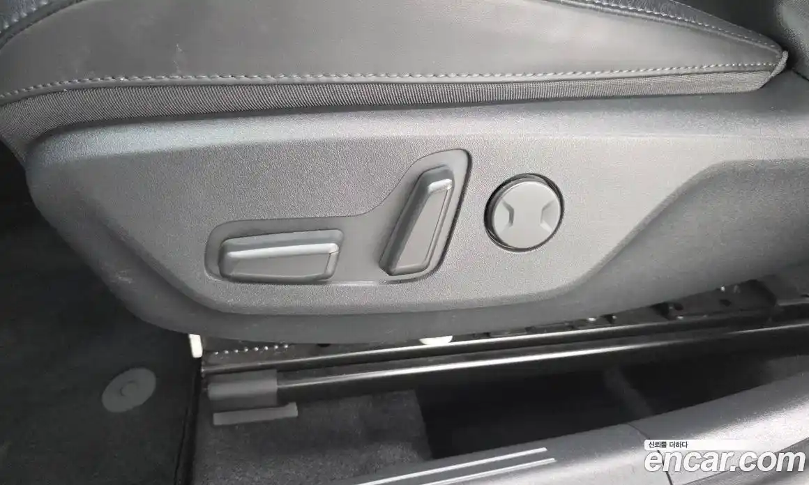 Kia Niro 2022 1.6 Автомат в Москве № 929629, фото 18