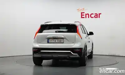 Kia Niro 2022 1.6 Автомат в Москве № 929629, миниатюра 4