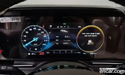 Kia Canival 2023 3.5 Автомат в Москве № 929666, миниатюра 8