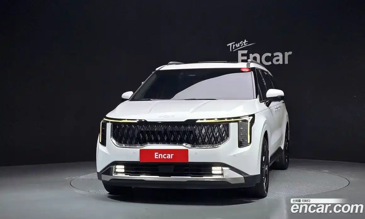 Kia Canival 2024 1.6 гидро в Москве № 929697, фото 3