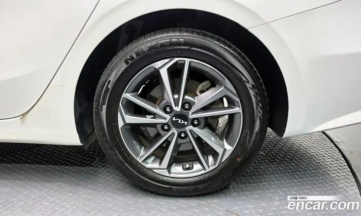 Kia K3 2022 1.6 Автомат в Москве № 929731, фото 5