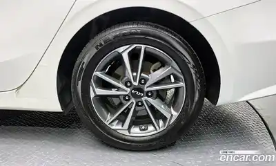 Kia K3 2022 1.6 Автомат в Москве № 929731, миниатюра 5