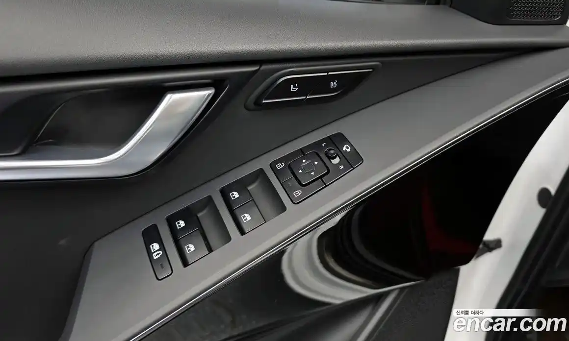 Kia Niro 2024 1.6 Автомат в Москве № 929809, фото 11