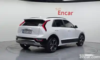 Kia Niro 2024 1.6 Автомат в Москве № 929809, миниатюра 2