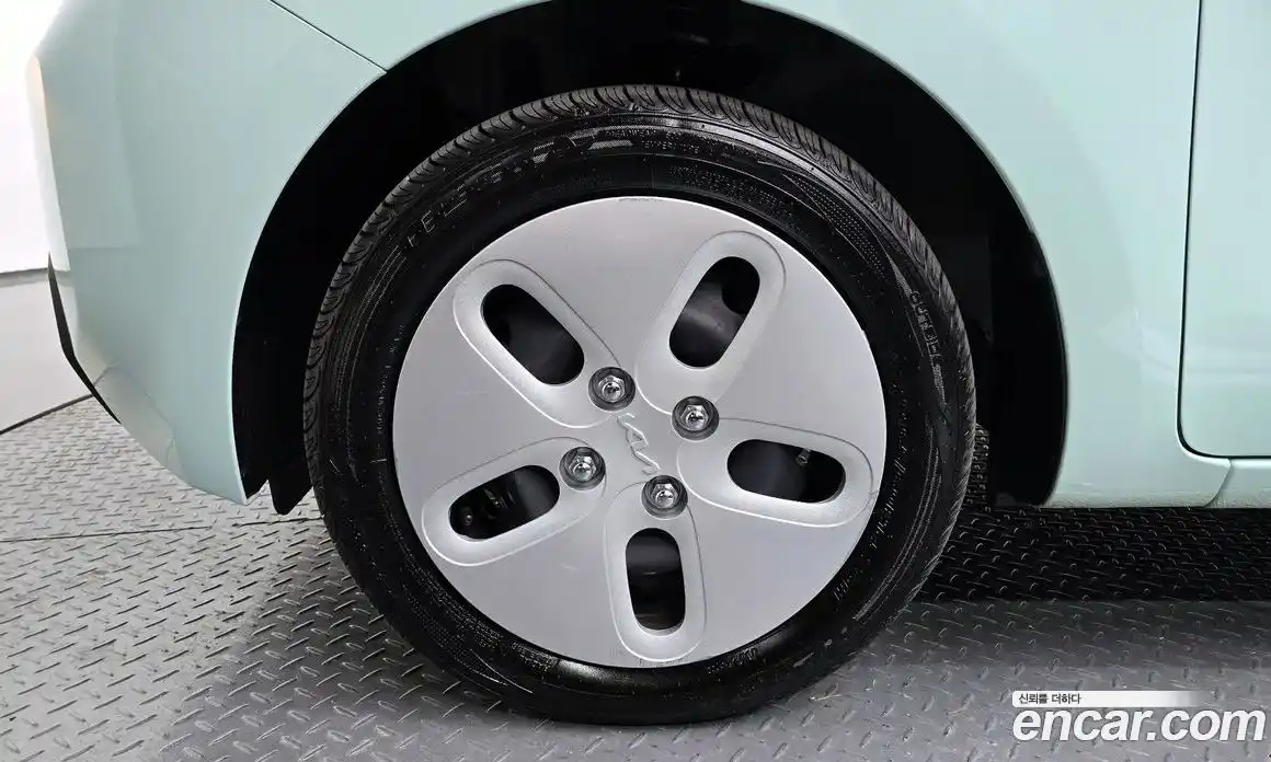 Kia Ray 2023 1.0 гидро в Москве № 929885, фото 4