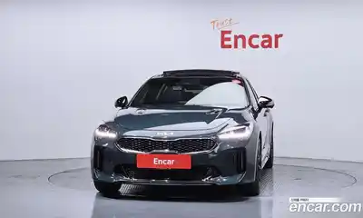Kia Stinger 2021 3.3 Автомат в Москве № 929921, миниатюра 3