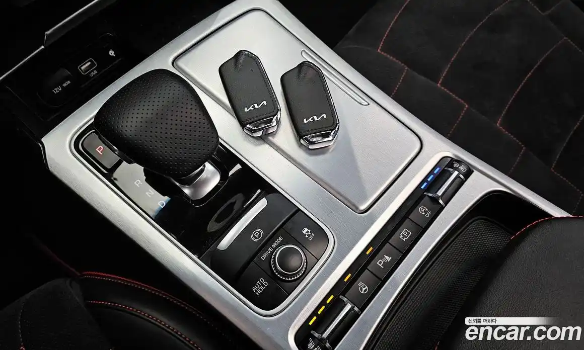 Kia Stinger 2021 3.3 Автомат в Москве № 929921, фото 9