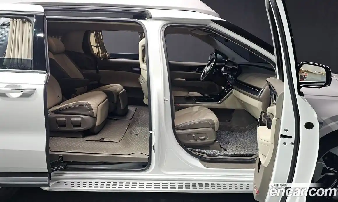 Kia Canival 2021 3.5 Автомат в Москве № 930003, фото 12