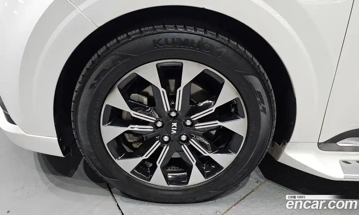 Kia Canival 2021 3.5 Автомат в Москве № 930003, фото 5