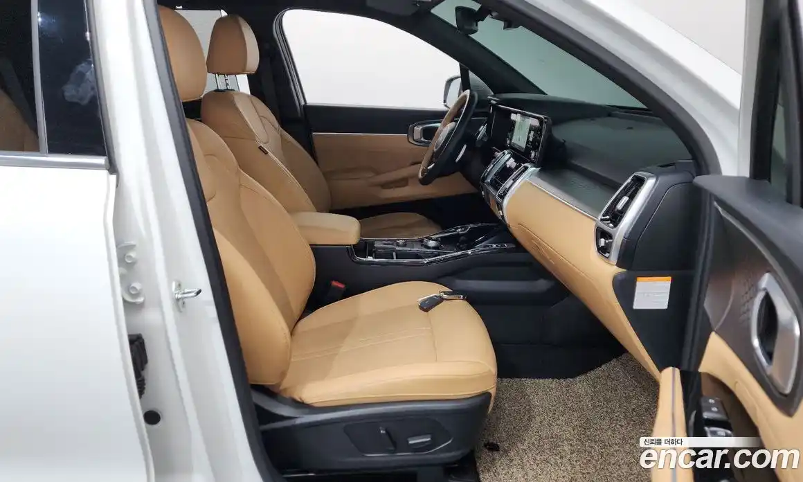 Kia Sorento 2022 1.6 Автомат в Москве № 930053, фото 11