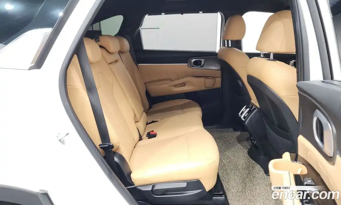 Kia Sorento 2022 1.6 Автомат в Москве № 930053, фото 12