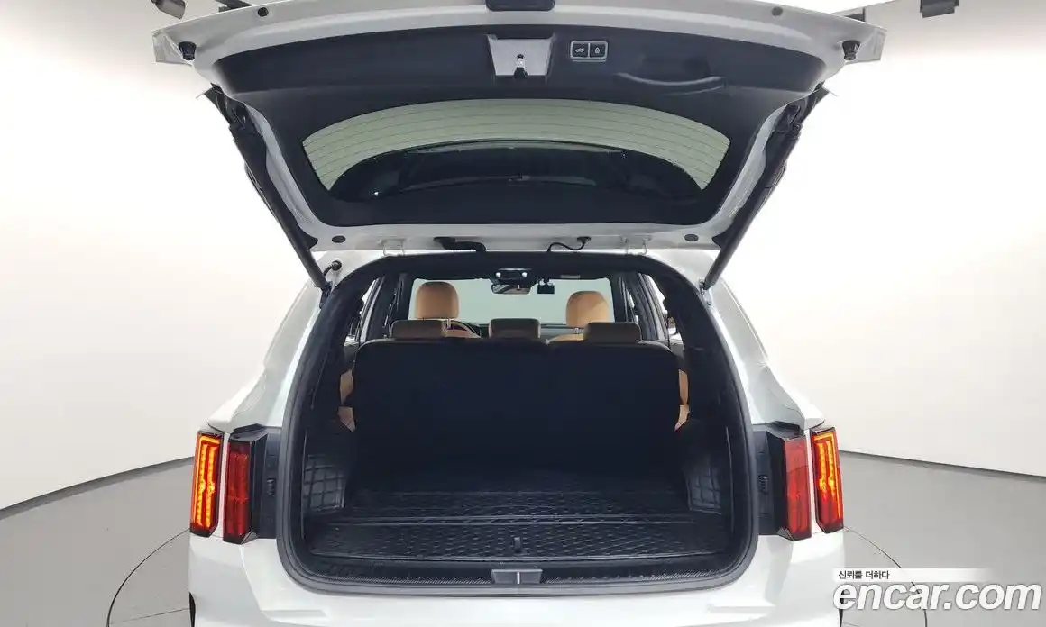 Kia Sorento 2022 1.6 Автомат в Москве № 930053, фото 20