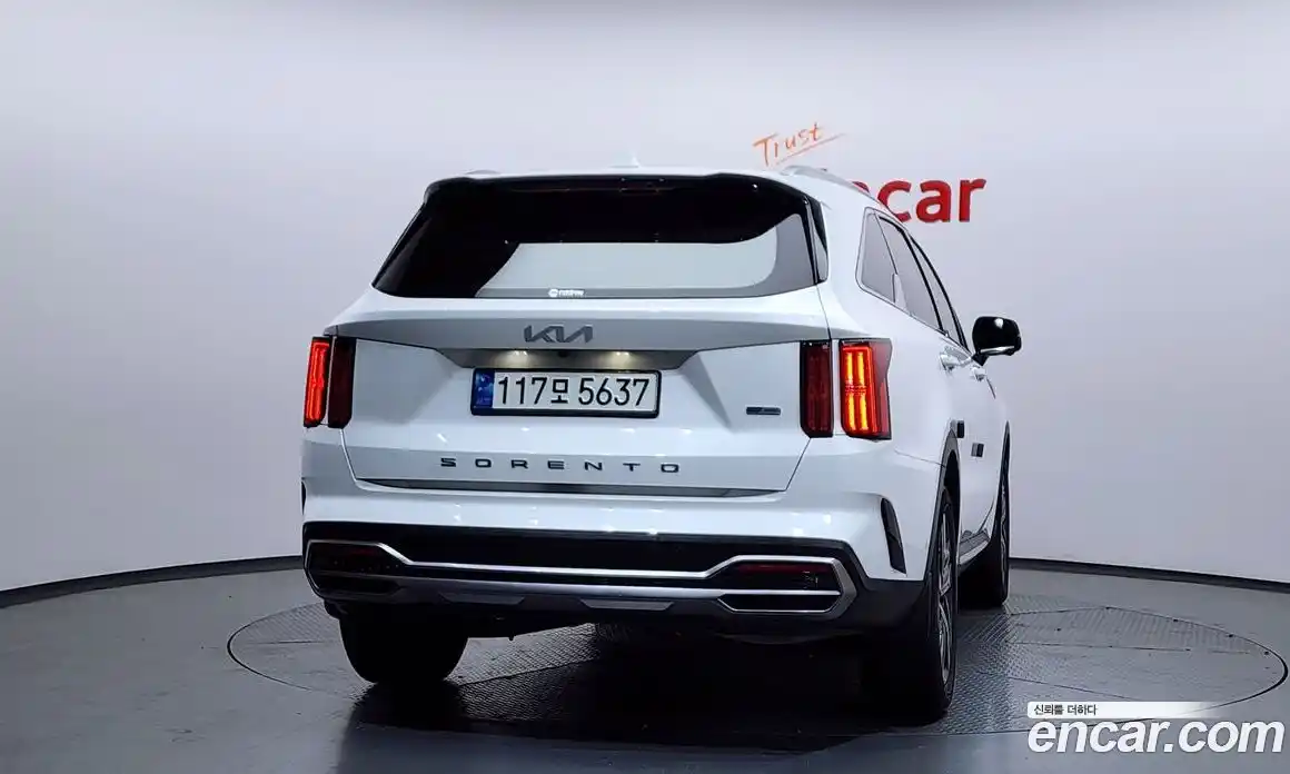 Kia Sorento 2022 1.6 Автомат в Москве № 930053, фото 4