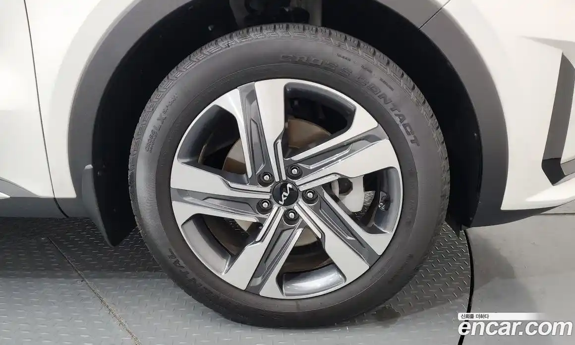 Kia Sorento 2022 1.6 Автомат в Москве № 930053, фото 5