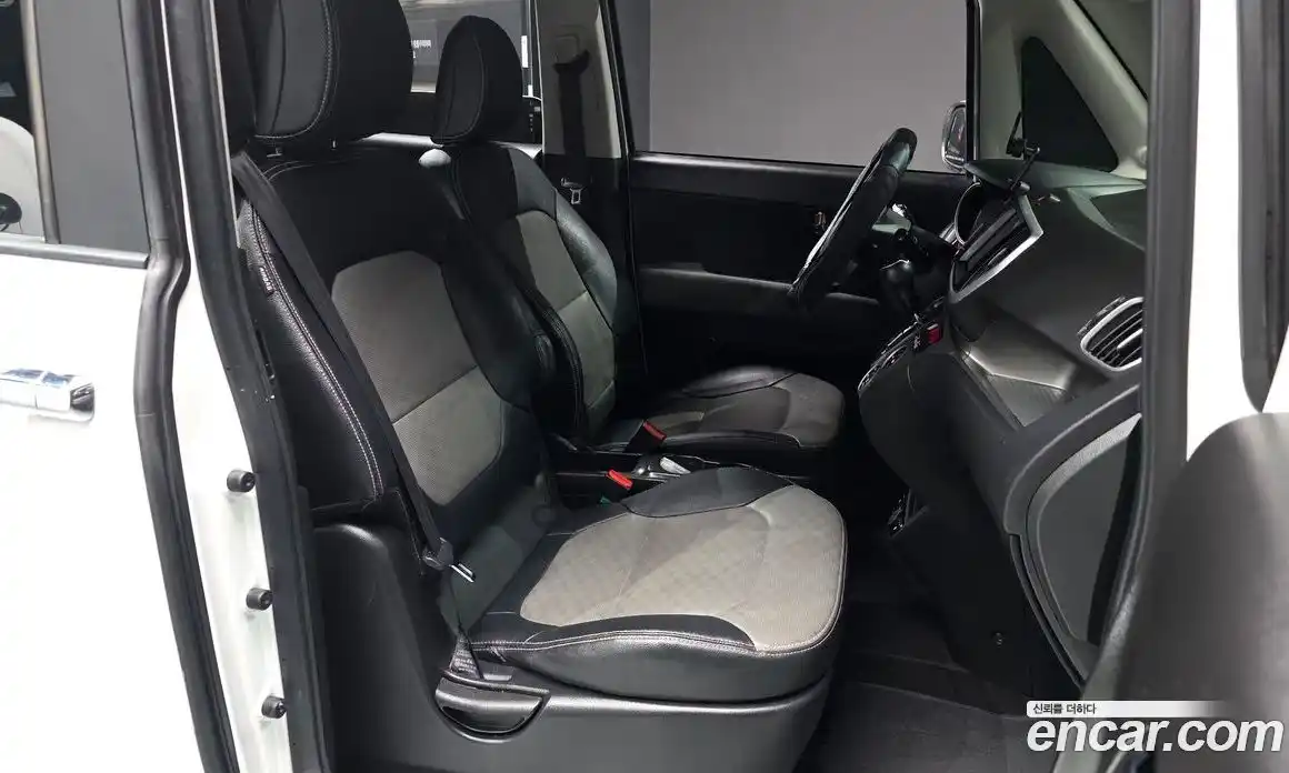 Kia Ray 2022 1.0 Автомат в Москве № 930081, фото 10