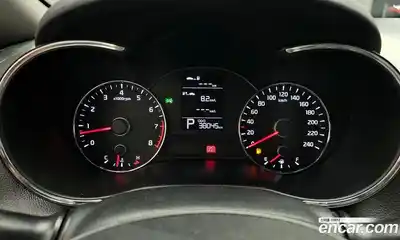 Kia K3 2015 1.6 Автомат в Москве № 930099, миниатюра 8