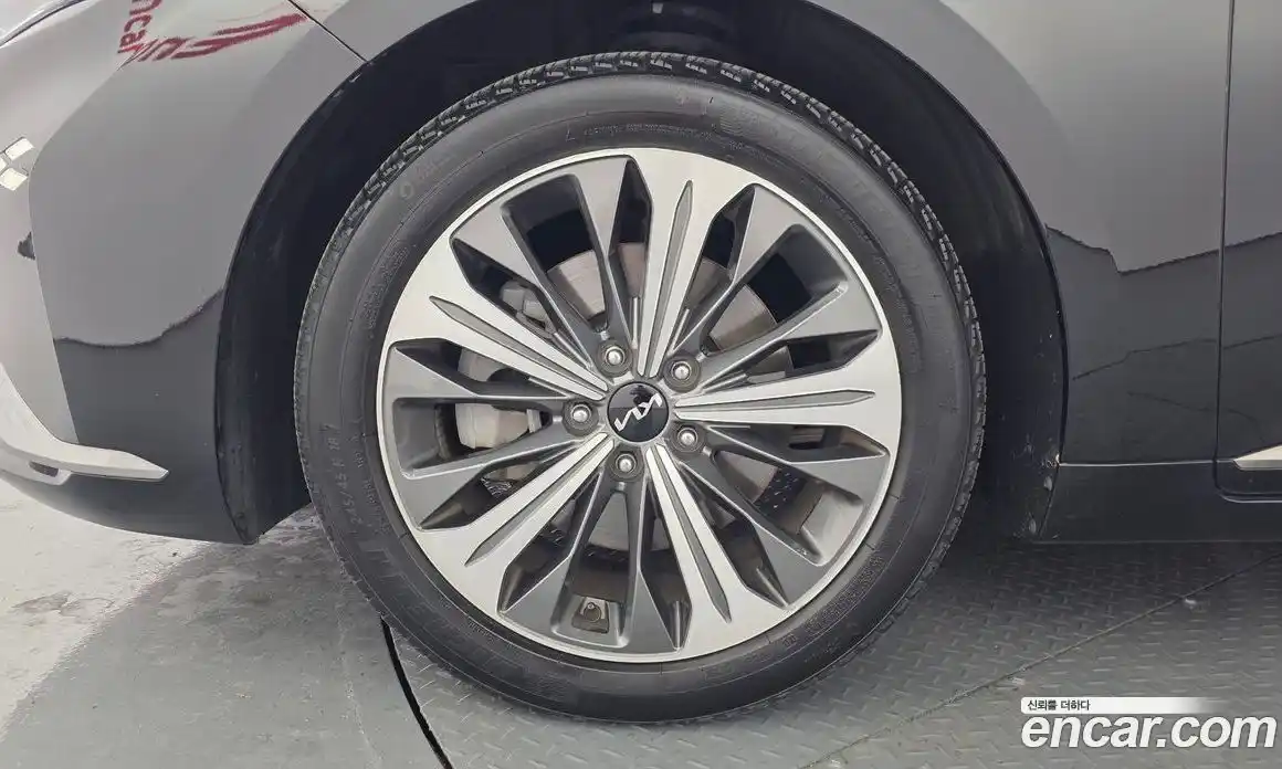 Kia K8 2021 2.5 Автомат в Москве № 930110, фото 5