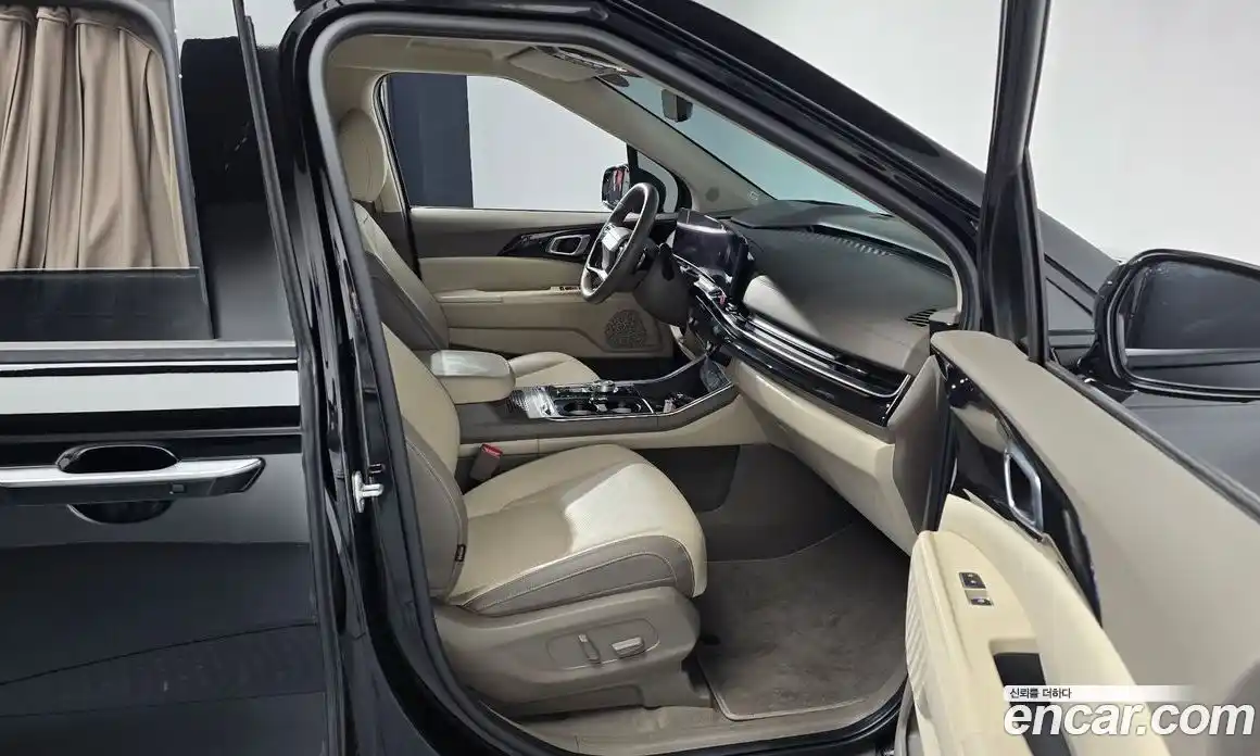 Kia Canival 2025 3.5 Автомат в Москве № 930193, фото 11