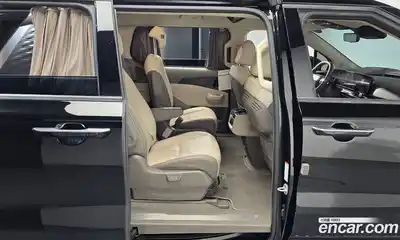 Kia Canival 2025 3.5 Автомат в Москве № 930193, миниатюра 12