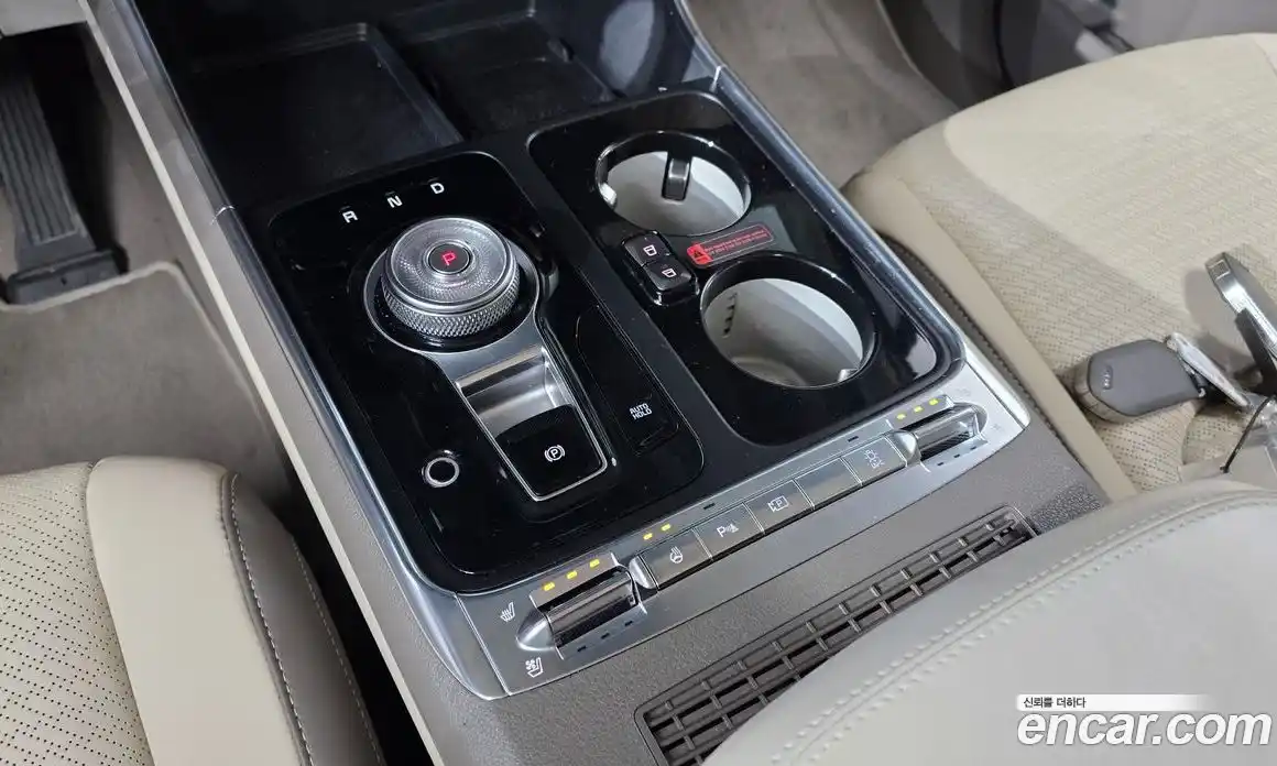 Kia Canival 2025 3.5 Автомат в Москве № 930193, фото 9