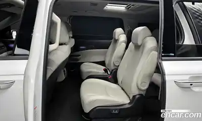 Kia Canival 2023 3.5 Автомат в Москве № 930205, миниатюра 12