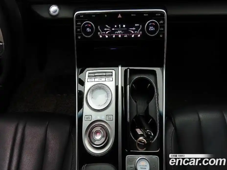 Genesis GV80 2021 2.5 Автомат в Москве № 930257, фото 16