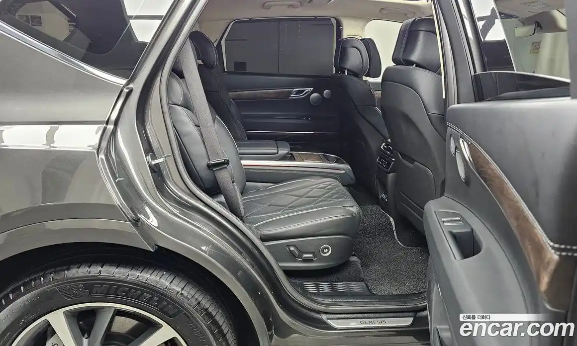Genesis GV80 2024 2.5 Классический в Москве № 930312, фото 12