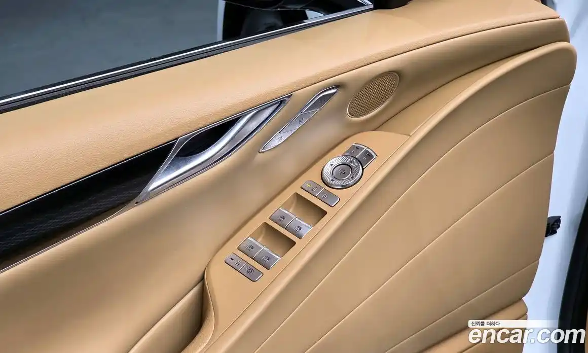 Genesis G80 2024 2.5 Автомат в Москве № 930320, фото 17