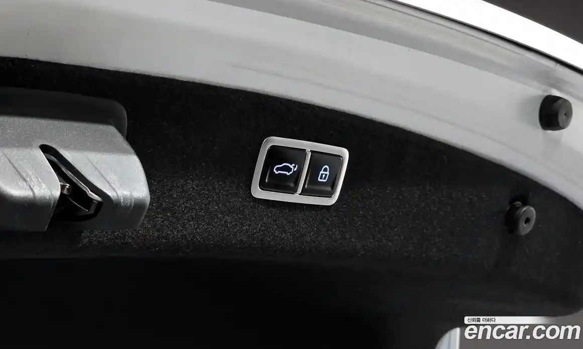 Genesis G80 2024 2.5 Автомат в Москве № 930320, фото 20