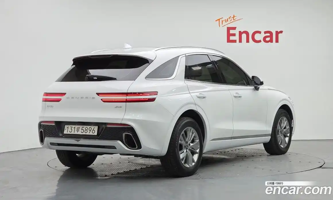 Genesis GV70 2024 2.5 Классический в Москве № 930360, фото 2