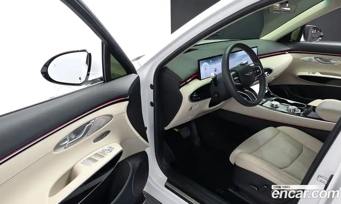 Genesis GV70 2024 2.5 Автомат в Москве № 930377, фото 11