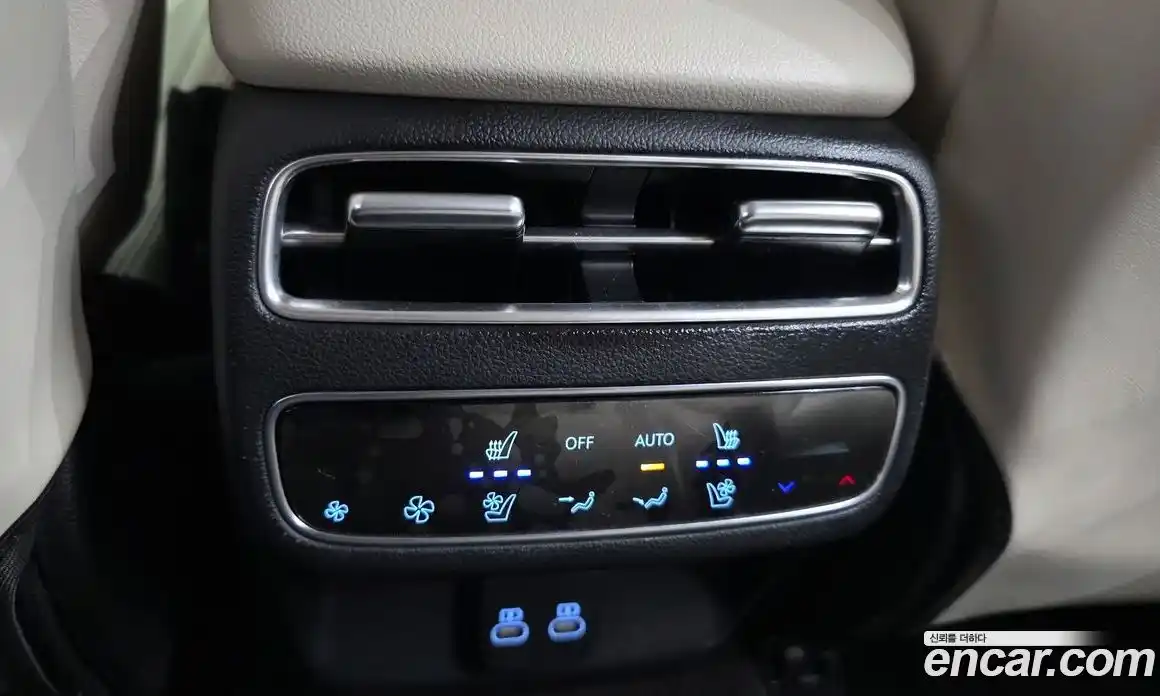 Genesis GV70 2024 2.5 Автомат в Москве № 930377, фото 19