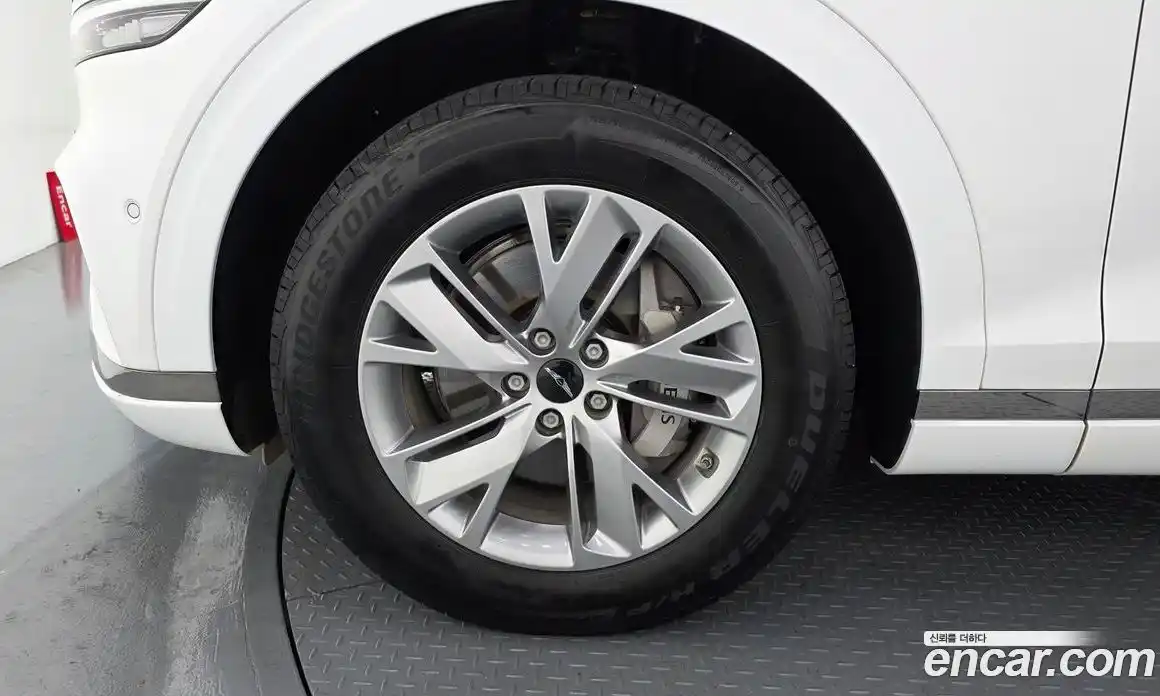 Genesis GV70 2024 2.5 Автомат в Москве № 930377, фото 5