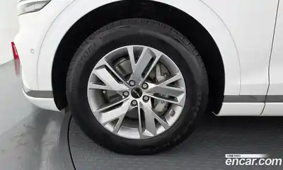 Genesis GV70 2024 2.5 Автомат в Москве № 930377, миниатюра 5