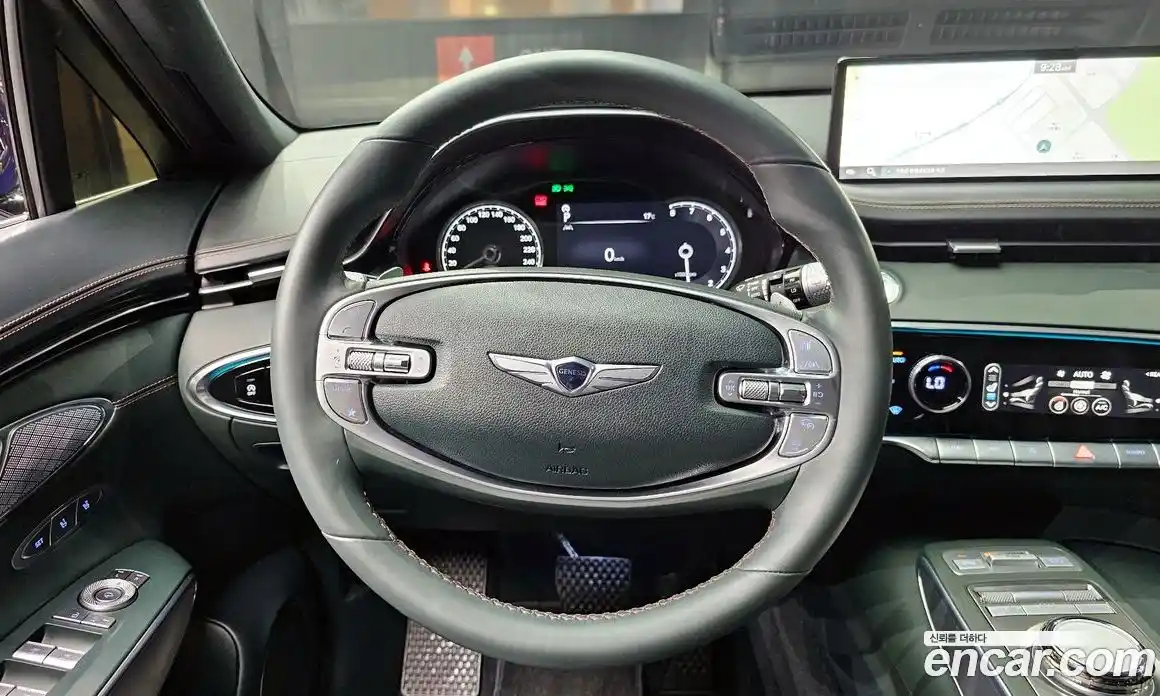 Genesis GV70 2023 2.5 Автомат в Москве № 930410, фото 13