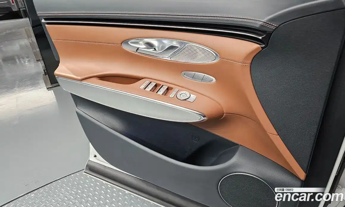 Genesis GV70 2022 2.2 Автомат в Москве № 930483, фото 14