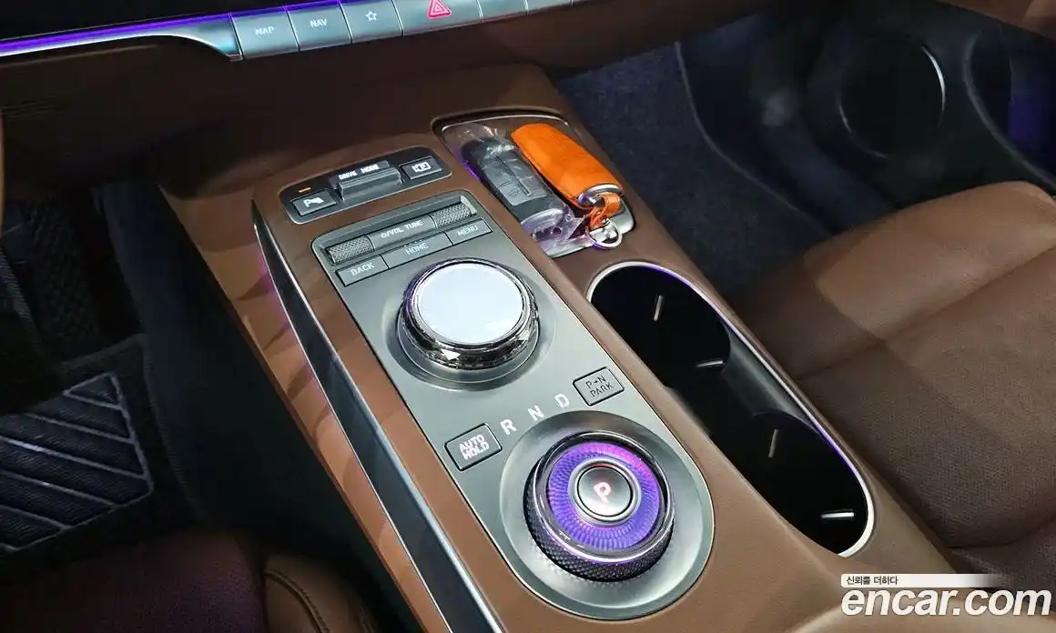 Genesis GV70 2022 2.2 Автомат в Москве № 930483, фото 9