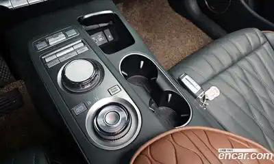 Genesis GV70 2024 2.5 Автомат в Москве № 930569, миниатюра 9