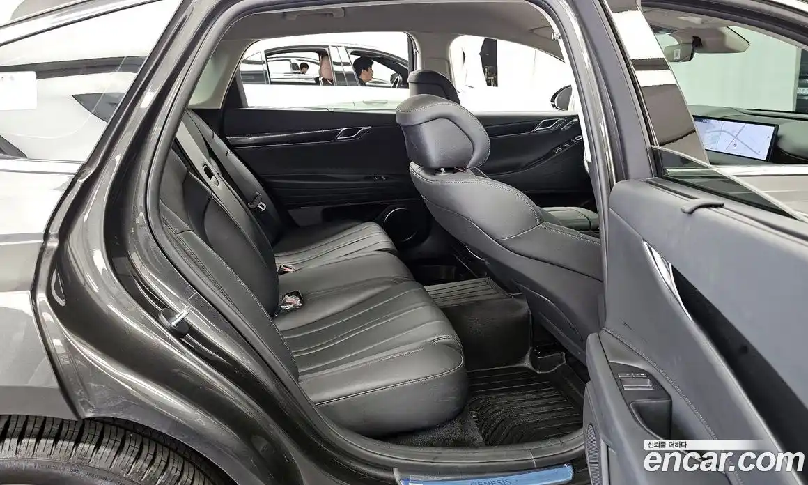 Genesis G80 2025 2.5 Автомат в Москве № 930570, фото 12