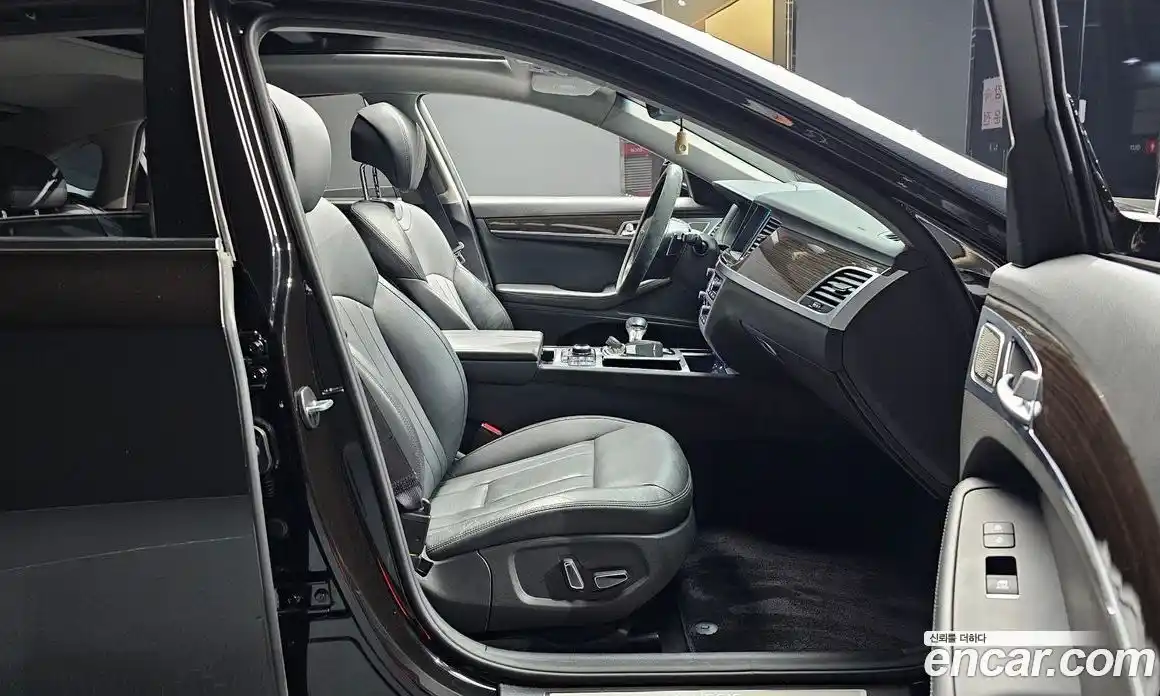 Genesis G80 2017 3.3 Автомат в Москве № 930640, фото 10