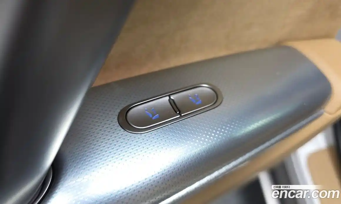 Genesis GV60 2022 0.1 Автомат в Москве № 930657, фото 17