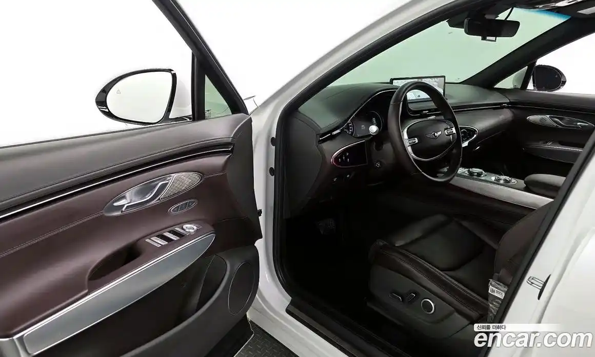 Genesis GV70 2021 2.5 Автомат в Москве № 930806, фото 11