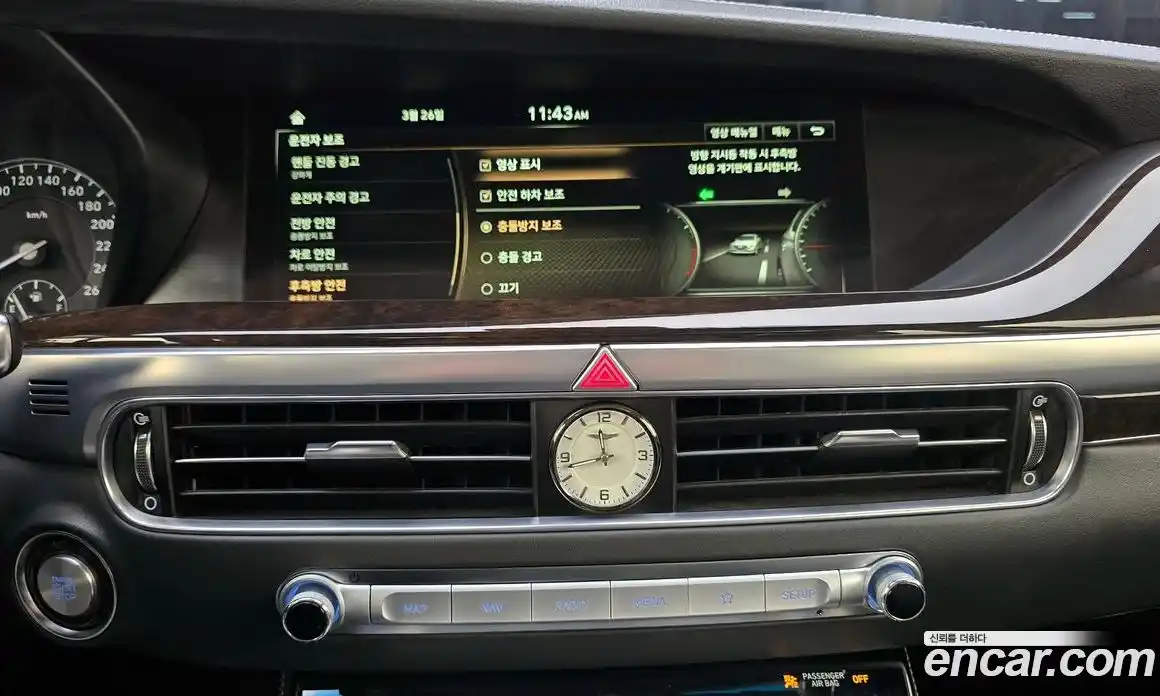 Genesis G90 2019 3.8 Автомат в Москве № 930856, фото 15