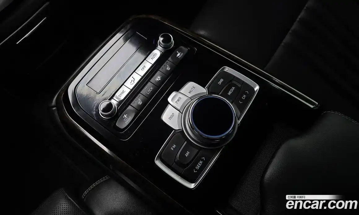 Genesis G90 2019 3.8 Автомат в Москве № 930856, фото 17