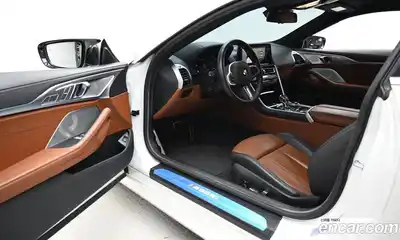 BMW 8-Series 2024 4.4 Автомат в Москве № 930905, миниатюра 11