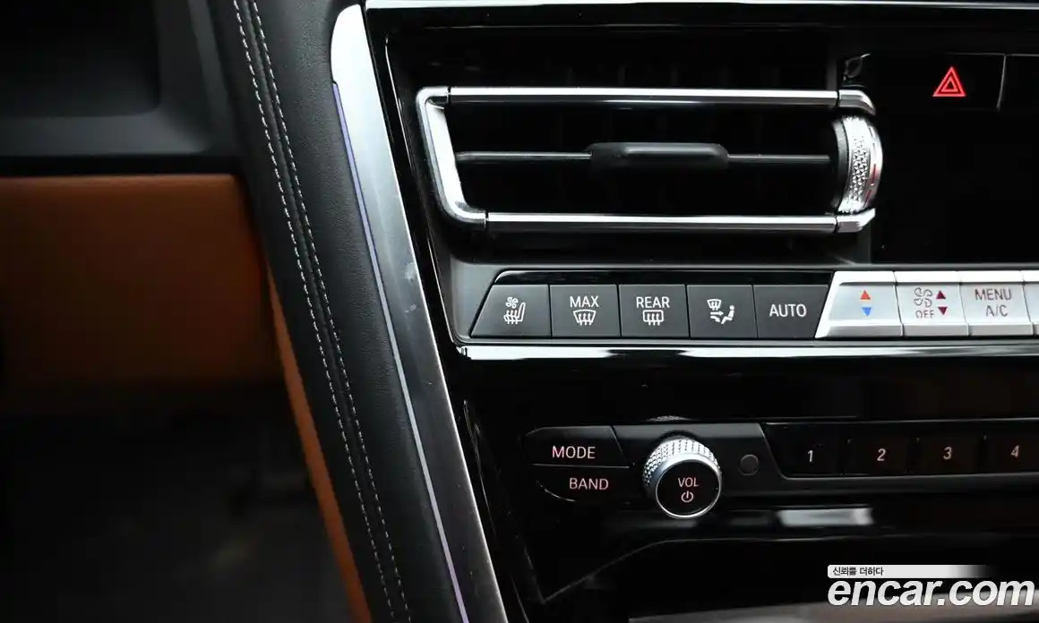 BMW 8-Series 2024 4.4 Автомат в Москве № 930905, фото 16